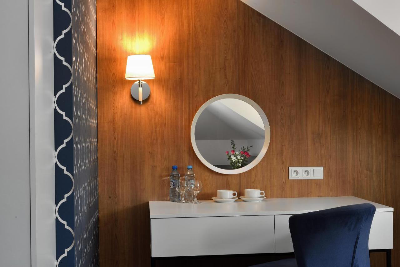Piotrków Trybunalski Hotel Agat מראה חיצוני תמונה