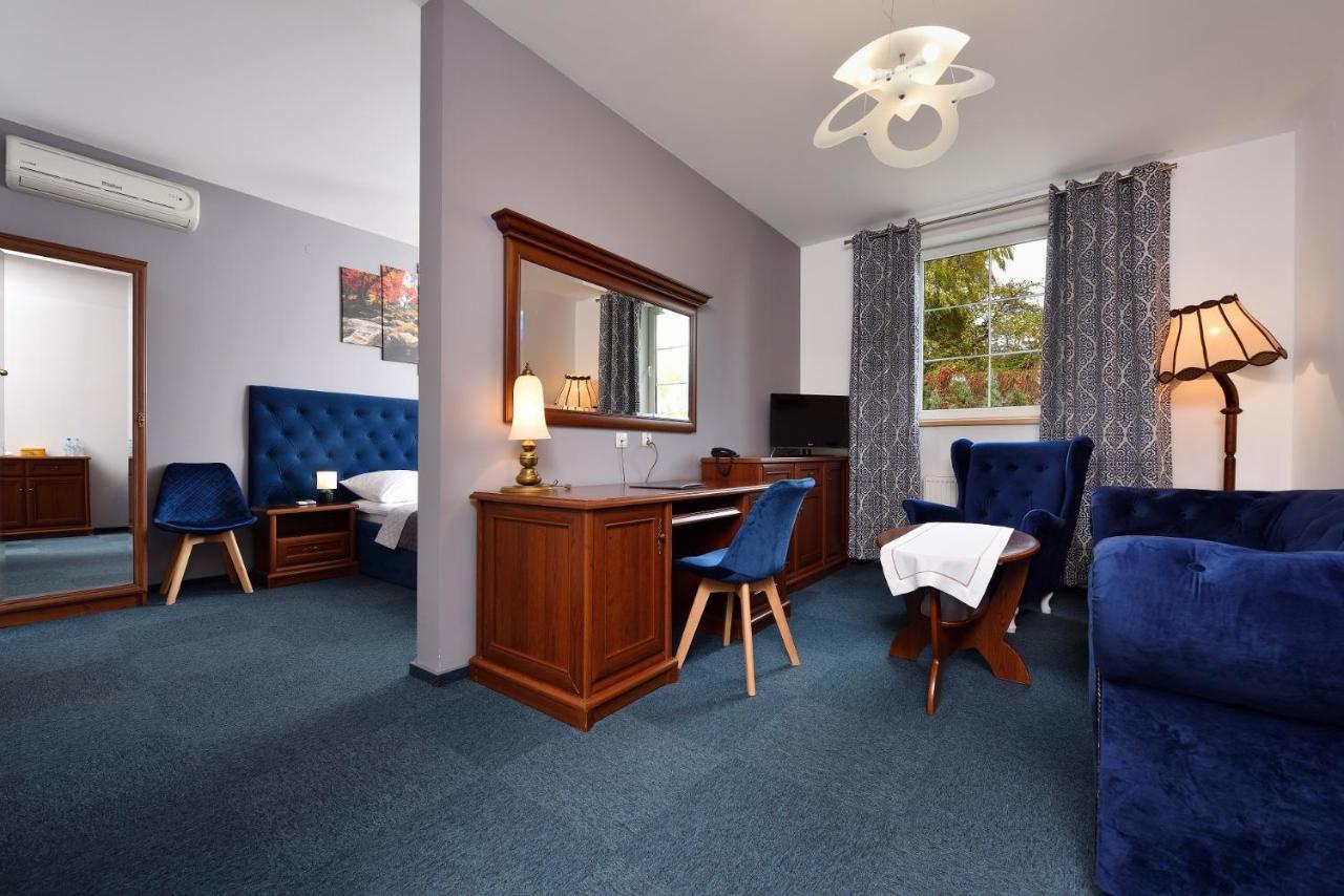 Piotrków Trybunalski Hotel Agat מראה חיצוני תמונה