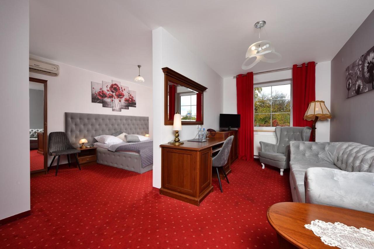 Piotrków Trybunalski Hotel Agat מראה חיצוני תמונה