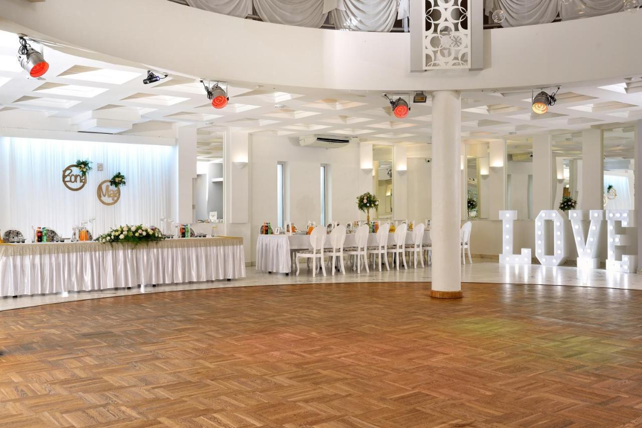 Piotrków Trybunalski Hotel Agat מראה חיצוני תמונה