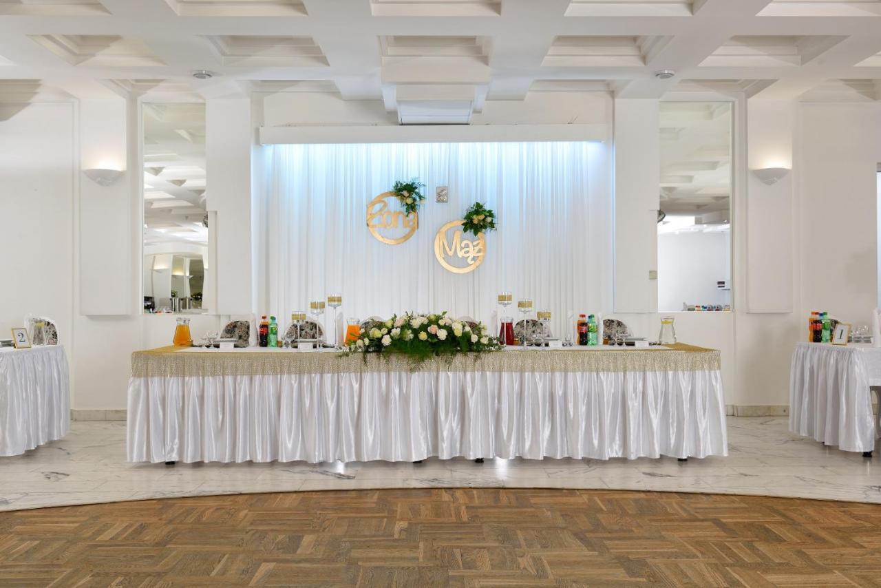 Piotrków Trybunalski Hotel Agat מראה חיצוני תמונה