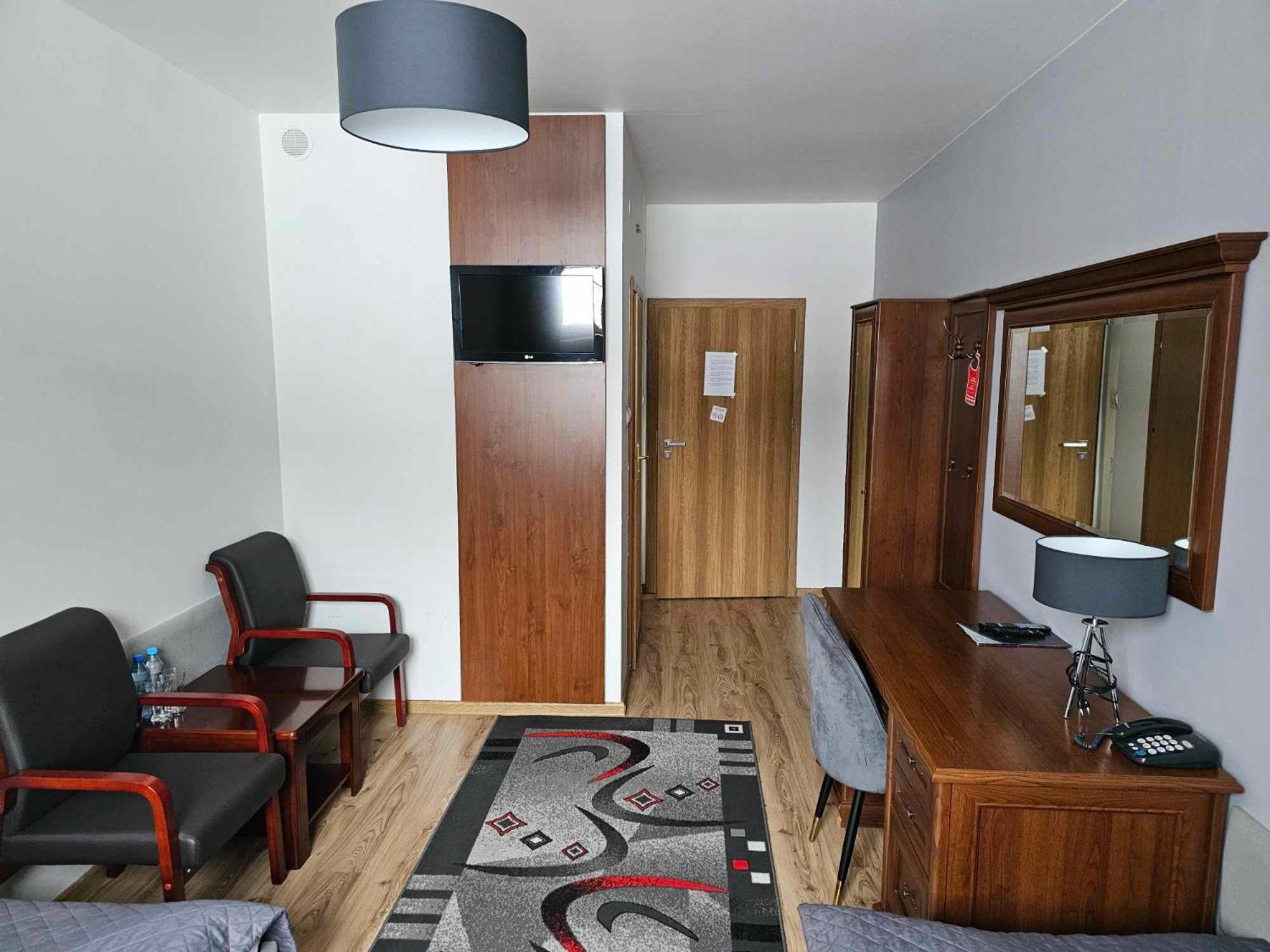 Piotrków Trybunalski Hotel Agat מראה חיצוני תמונה